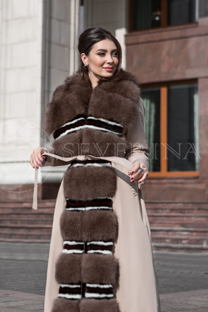 palto bezh pesec norka 3 700x1050 - Пальто комбинированное с мехом норки и песца в цвете соболь