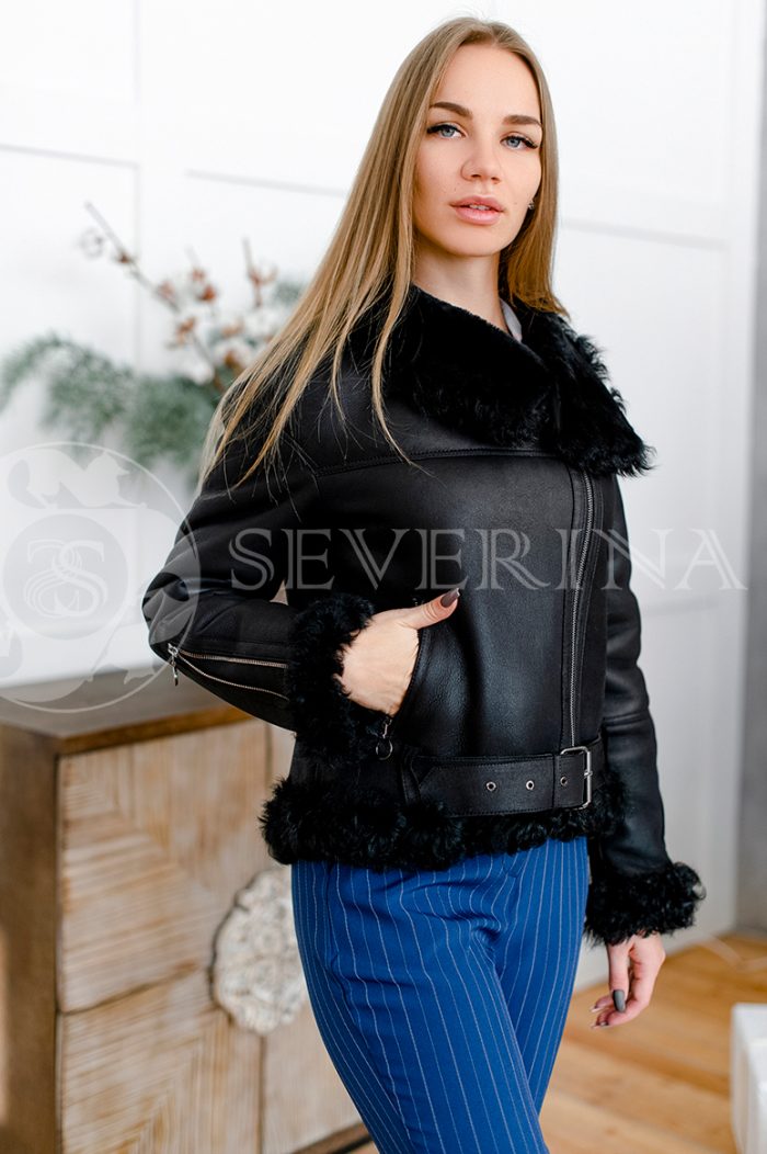 081 700x1052 - куртка-дубленка из натуральной кожи "косуха" с отделкой мехом козлика