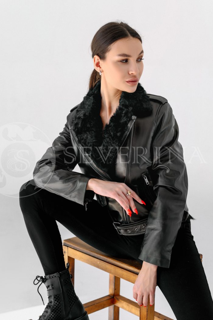 kosuha kozlik 700x1050 - Куртка из натуральной кожи "косуха" с отделкой мехом козлика К-037