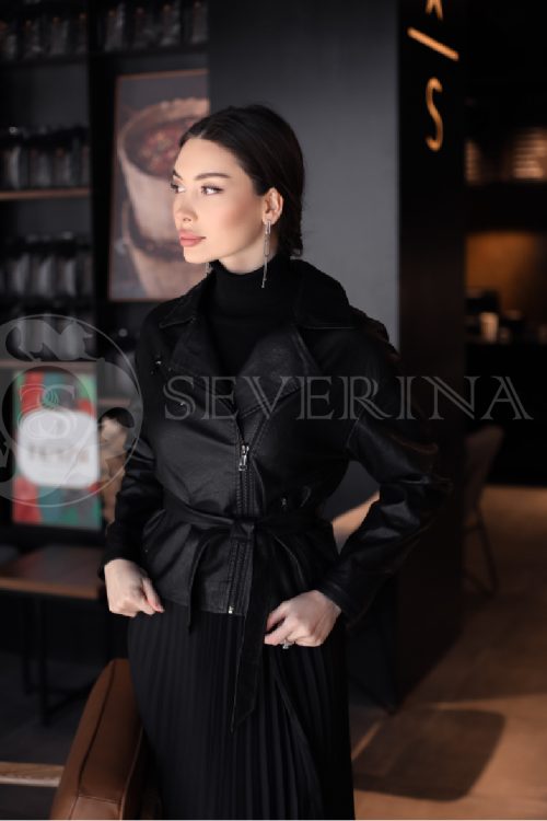 kosuha chjornaja 1 500x750 - Куртка "косуха" из экокожи чёрного цвета TH-0244