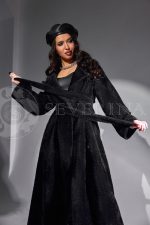 palto chernoe vorsovaja tkan 6 150x225 - Пальто-тренч черного цвета из ворсовой ткани